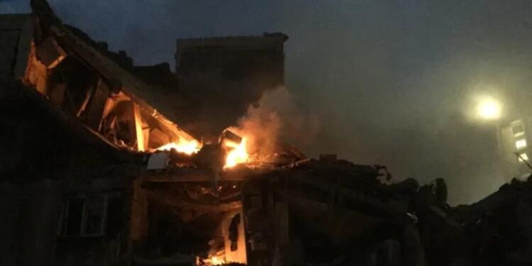 İsrail’in saldırıları sürüyor: 3 bilim insanı öldürüldü