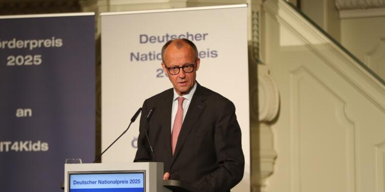 Almanya’dan İsrail’e destek