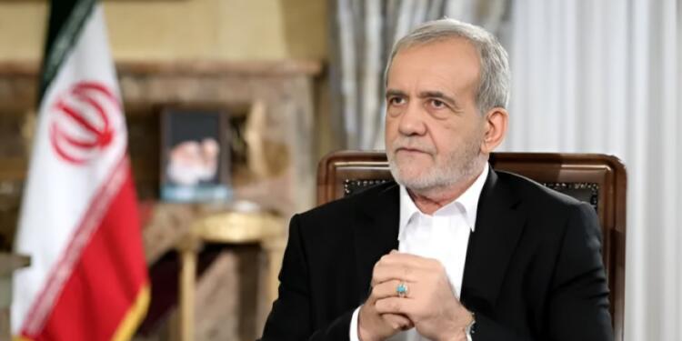 İran Cumhurbaşkanı: Saldırılara kesinlikle sert yanıt vereceğiz