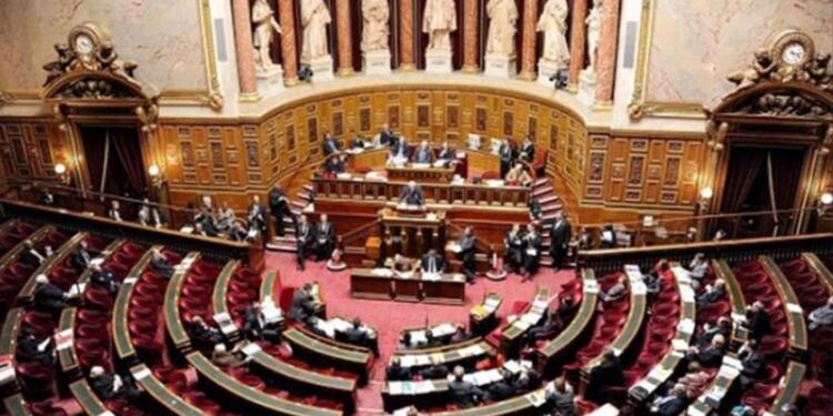 Trump’ın İran’a askeri harekat yetkisini kısıtlamaya yönelik tasarı reddedildi