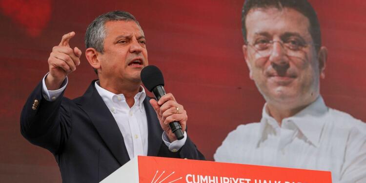 Özgür Özel’den ‘kurultay davası’ açıklaması: Maksat partiyi tartıştırmak