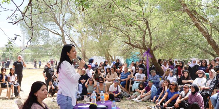 Kadın festivalinde atölye çalışması ve film gösterimi yapıldı