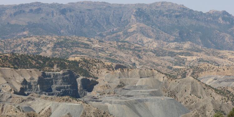 Meclis talana, kıyıma sessiz: Bölgenin doğası yok ediliyor