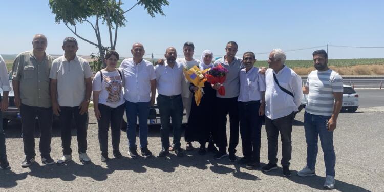 Ecevit Özgül 31 yıllık tutsaklıktan sonra tahliye edildi