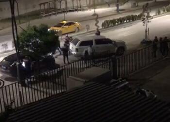 Wan’da polis iki genci darp etti