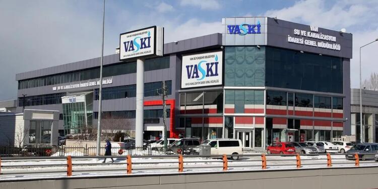 Kayyım önce zam yaptı, sonra icraya verdi