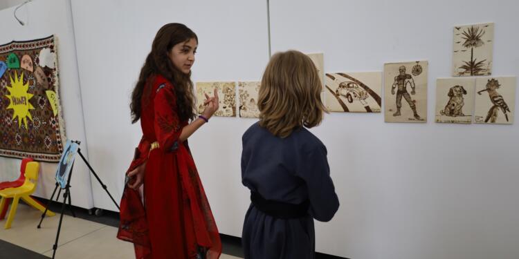 Wan’da ‘Hêviyên Hunerê’ sergisi açıldı