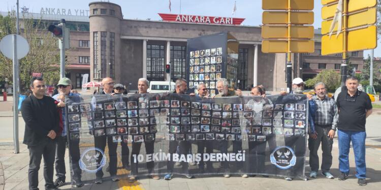 Gar Katliamı’nda yaşamını yitirenler anıldı