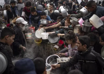 Gazze’de 24 saatte 7 Filistinli açlıktan hayatını kaybetti