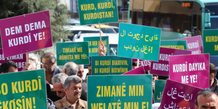 Yılın ilk yarısında Kürtçe’ye yönelik 4 günde bir müdahale gerçekleşti