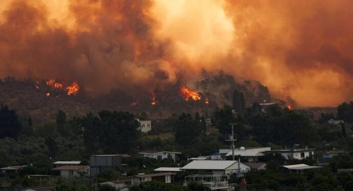 İzmir’deki yangınlar kontrol altına alındı