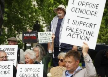 YPJ’li Campbell’ın babası: Palestine Action’a karşı haksız bir yasa çıkarıldı