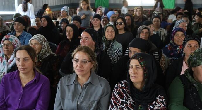 Qers’te kadın buluşması: Mücadelemiz kazancımızı belirleyecek