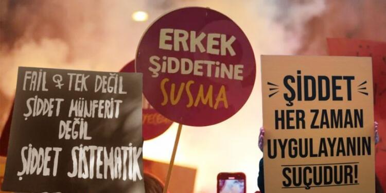 45 yıldır şiddete uğrayan kadın: Pencereden dışarıyı göremiyordum
