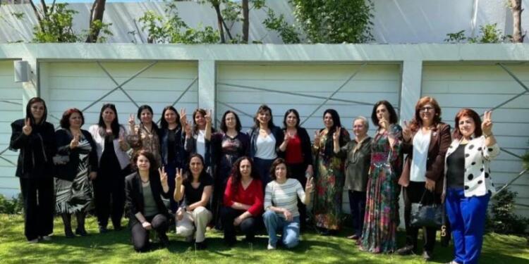 Kürt Kadınlar Birliği Platformu: Dilimiz onurumuzdur