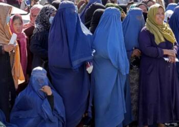 HRW: Taliban çarşaf rengini tutuklama gerekçesi yapıyor