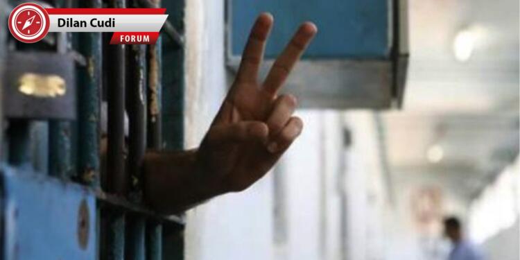 Oyuklar üzerine bir şeyler düşünüyorum