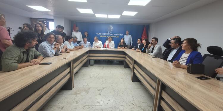 Serra Bucak: Belediye başkanlarının yeri cezaevi değildir