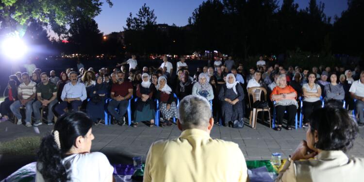 Amed’de 80 halk toplantısı: Halk süreci sahiplendi  