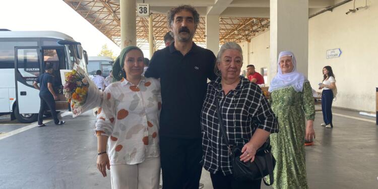 Ağır hasta tutsak Rojhat Özkan tahliye edildi