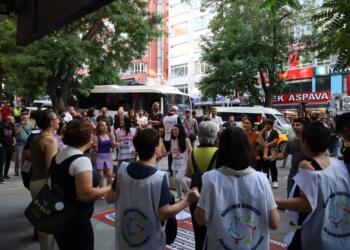 Gözaltına alınan 23 öğretmen serbest bırakıldı