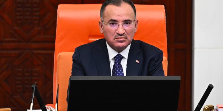 Bekir Bozdağ: TBMM vakti gelince sandığı milletin huzuruna getirecektir