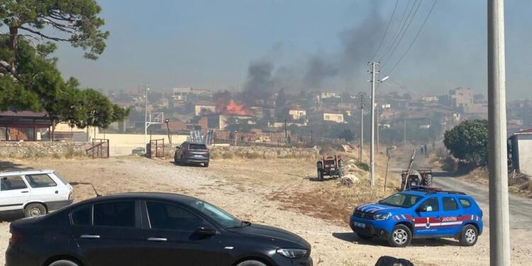Çanakkale’de yangın nedeniyle 3 köy boşaltıldı