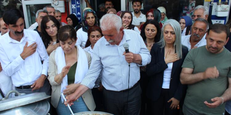 ‘Aleviler olmadan demokratik toplum olmaz’