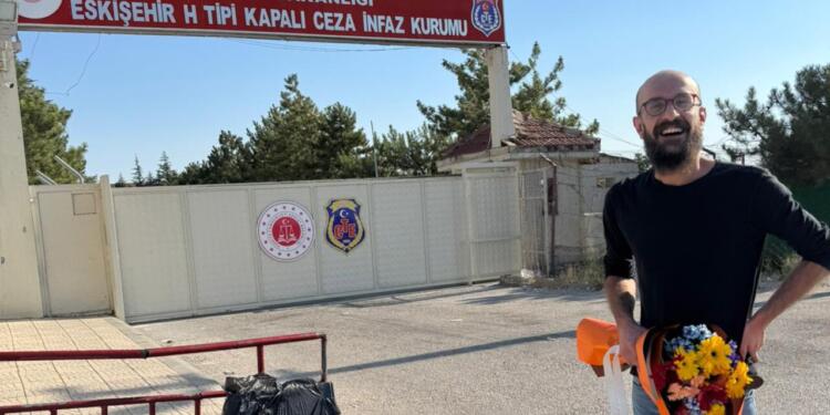 Gazeteci Mehmet Üçar cezaevinden çıktı