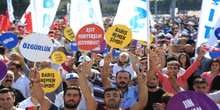 CHP PM üyesi: Barış için birlikte mücadele etmeliyiz