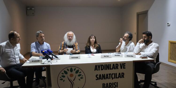 Aydınlar barışı tartıştı: Direnenin direnenle dayanışma düzeyi düşük