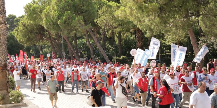 KESK’ten işten atılan işçilere ziyaret