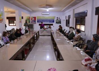 Qamişlo’da Suriye’nin geleceğinde kadının rolü tartışıldı