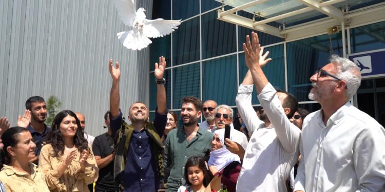 Tahliye edilen Selman Yakut 10 yıl sonra memleketinde coşkuyla karşılandı