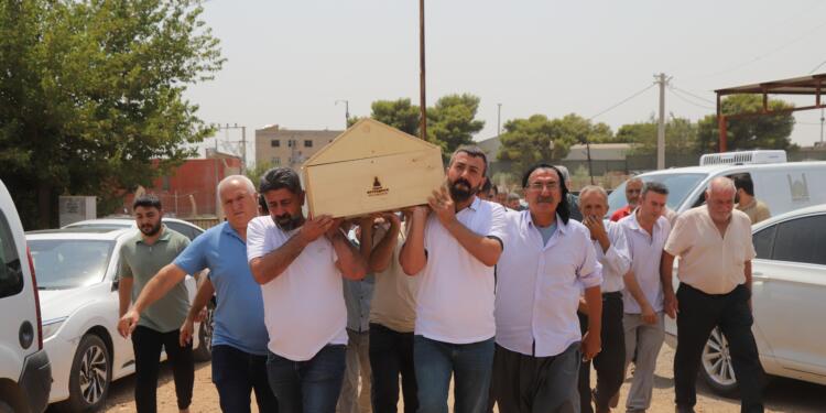 Gazeteci Yılmaz Dêrik’te toprağa verildi