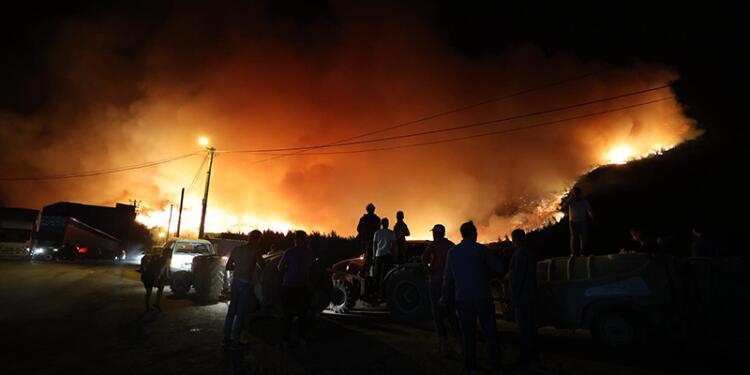 Bursa’da yangın sürüyor