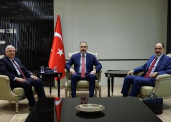 İki bakan ve MİT Başkanı ‘süreç’ gündemiyle toplandı