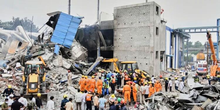 Hindistan’da kimya fabrikasında patlama: En az 36 işçi yaşamını yitirdi
