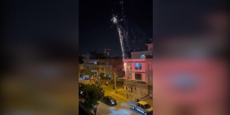 Mersin’de gençlerden havai fişekli kutlama