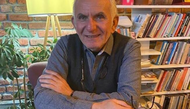 İl eğitim müdürünün haberini yapan 2 gazeteci gözaltına alındı