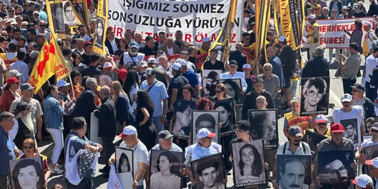 Binler Madımak’ta katledilenleri andı