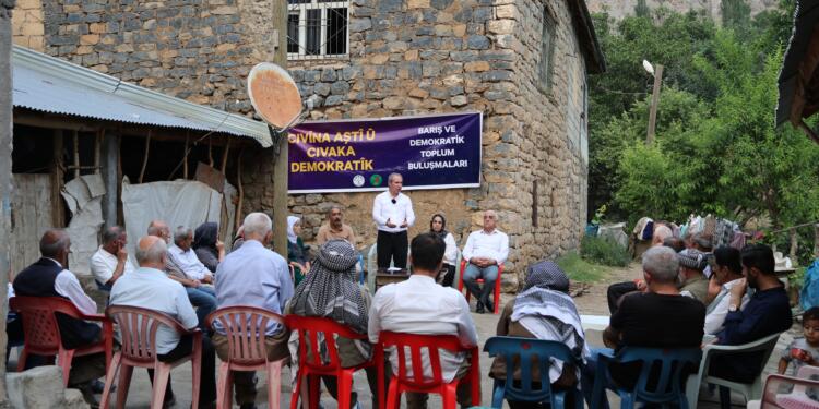 Amed ve Şirnex’te halk buluşmaları: Sürecin yükünü hep birlikte omuzlayacağız