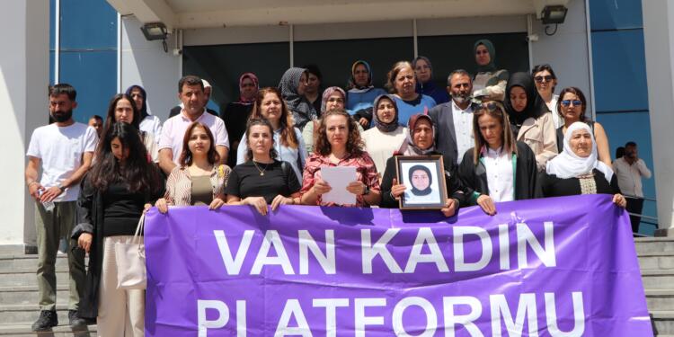 Çocuğu intihara süren failler yine tutuklanmadı