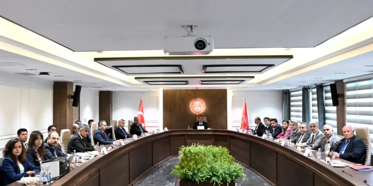 Memur ve emekliye beklentilerin altında zam