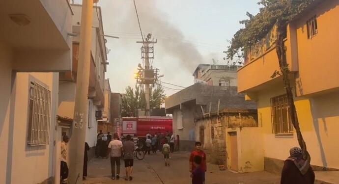 Amed’in Yenişehir ilçesinde yangın: 3 kişi yaralandı