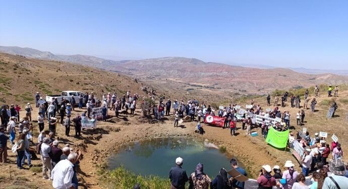 Dipsizgöl Köyü’nde maden protestosu: Tek su kaynağı yok olacak