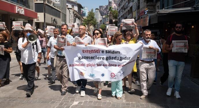 Evrensel Gazetesi ile dayanışma dağıtımı