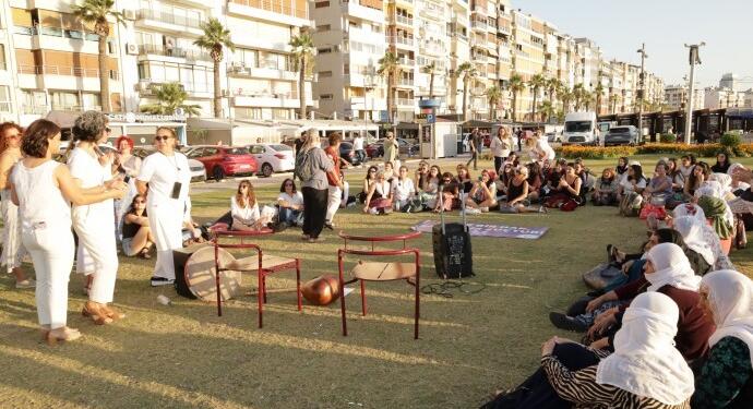 İzmir Barışa İhtiyacım Var Kadın İnisiyatifi kuruluşunu ilan etti