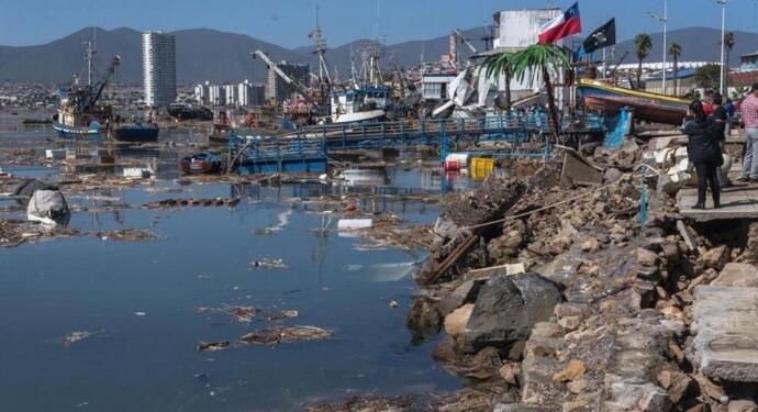 Şili’de 7.5 büyüklüğünde deprem