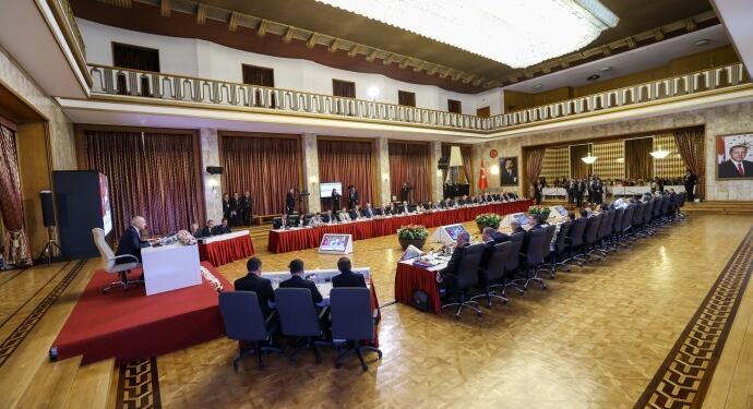 Geçmez: Komisyonda tüm toplumsal kesimler dinlenmeli